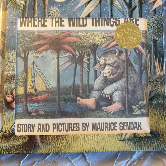 RARE & SEALED "Where The Wild Things Are" 25th Anniversary Poster & Book Set - Picture 3 of 4